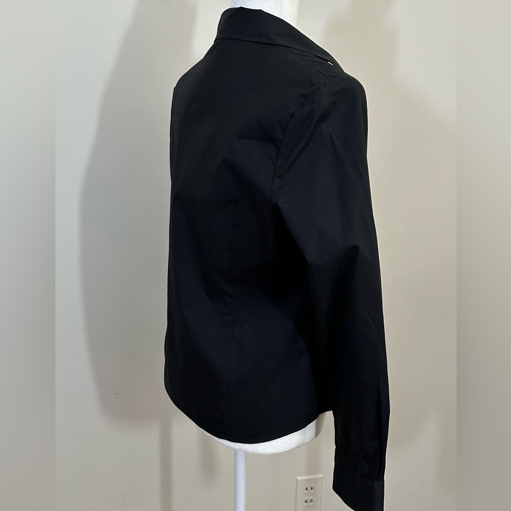 BCBGMAXAZRIA sz XL shirt in black with eyelet on the upper front - Picture 10 of 14